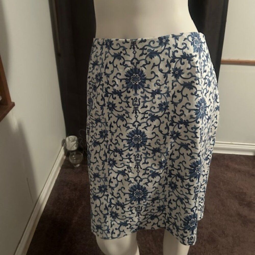 Lauren Ralph Lauren Blue/White Floral pencil skirt, size 20W